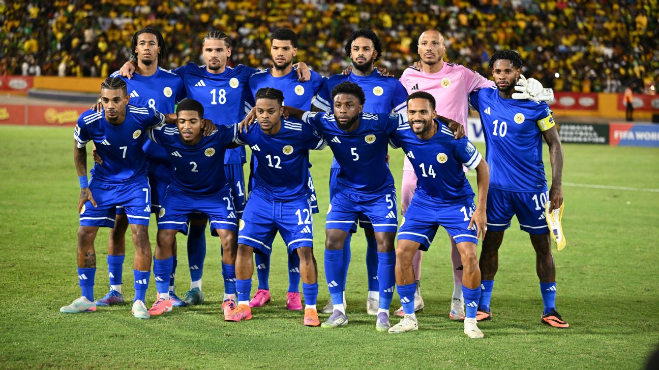 Seleção de Curaçao viraliza ao orar e louvar a Deus em hotel antes da estreia na Copa